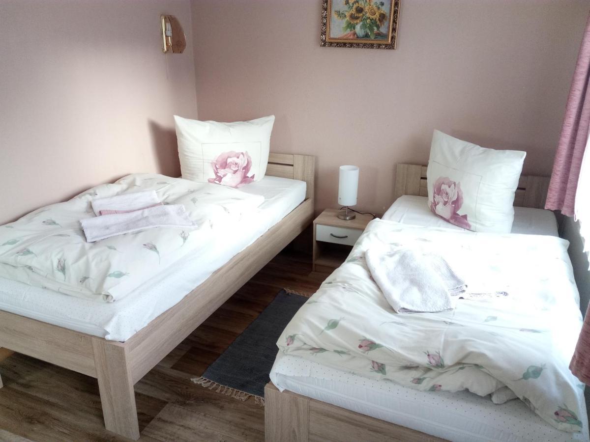 Am Muehlteich Hotel Taltitz Ngoại thất bức ảnh